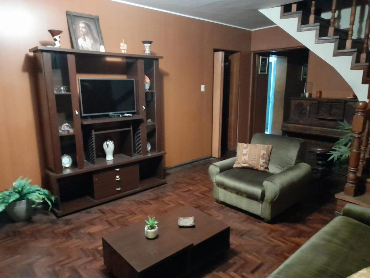 Casa Navarra Homestay *